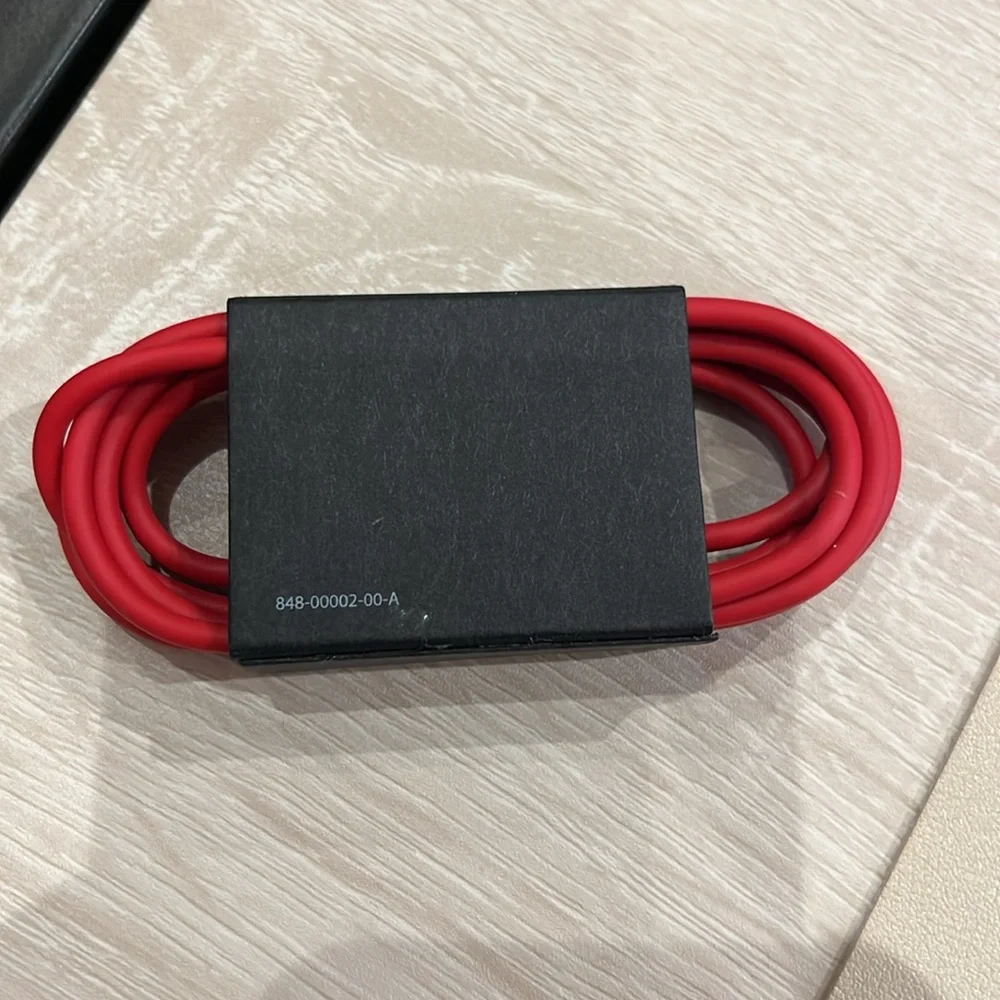 Beats Remote Talk Cable Red Sports Mobile Phone